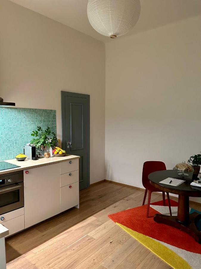Green Balcony & King Size Bed Prague Luaran gambar