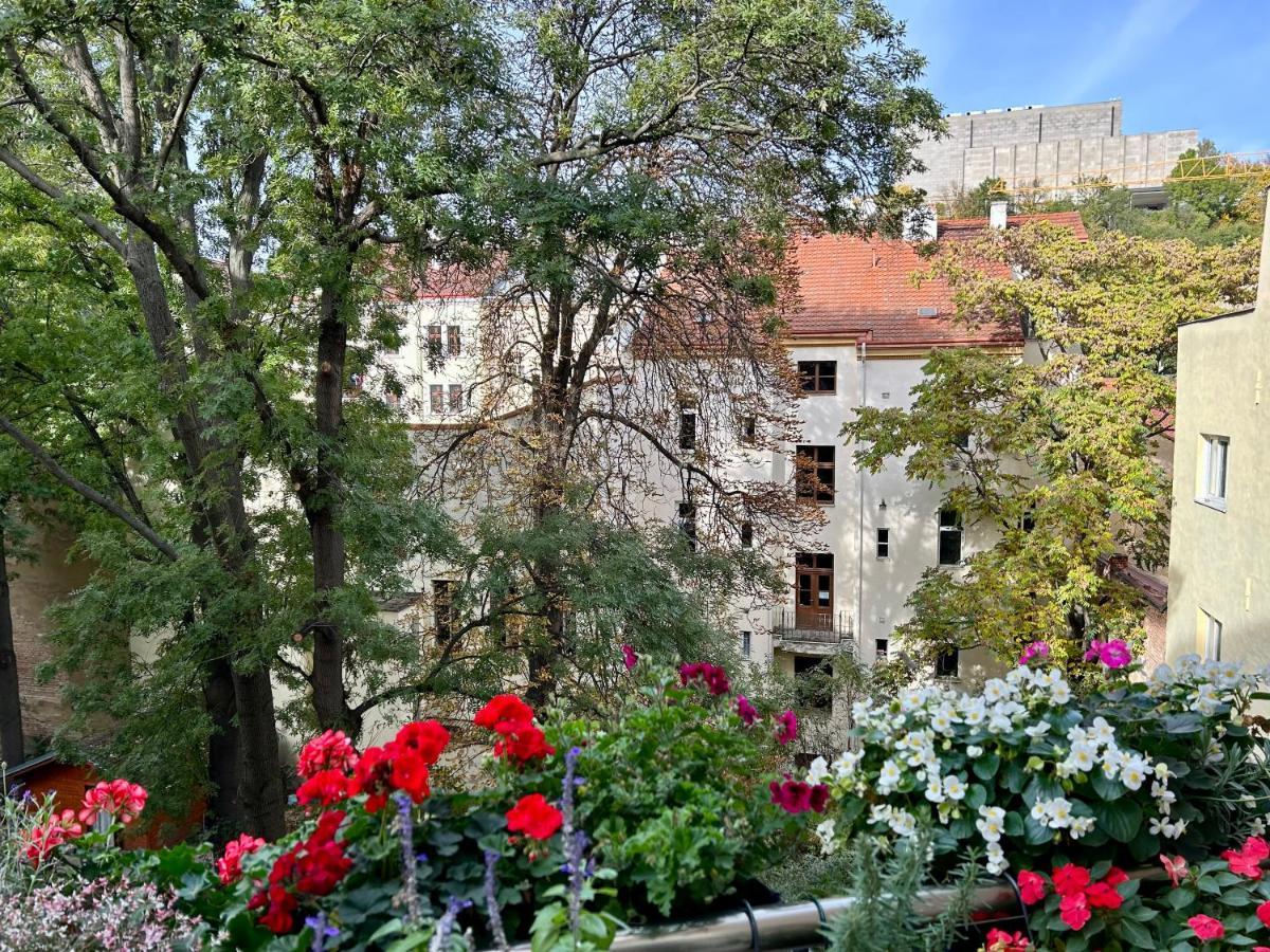 Green Balcony & King Size Bed Prague Luaran gambar
